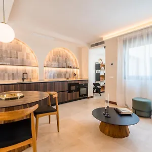 Apartamento At Apartamentos&vtv Conde De Torrejón 10, Sevilla
